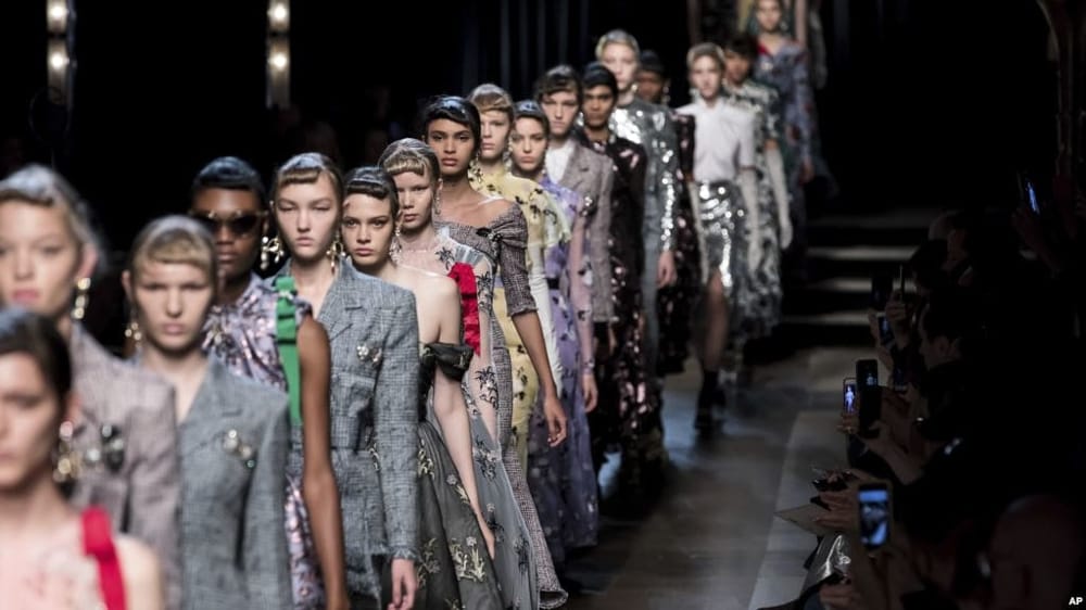 Milano Fashion Week in scena la moda Donna — La Frack Magazine